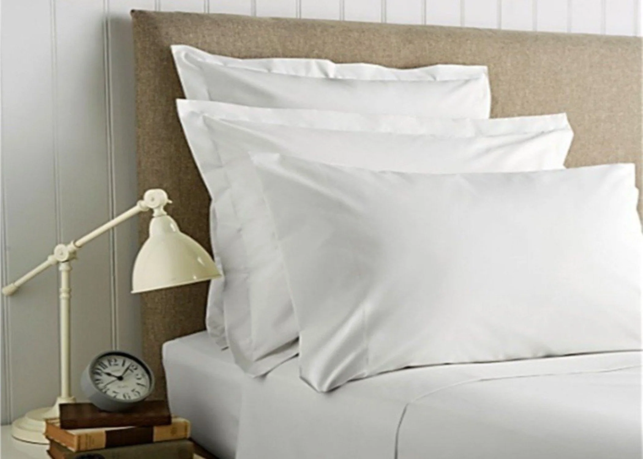 Christy Luxury 400 Thread Count Sateen Cotton Bedsheet – Classic White - Image 2
